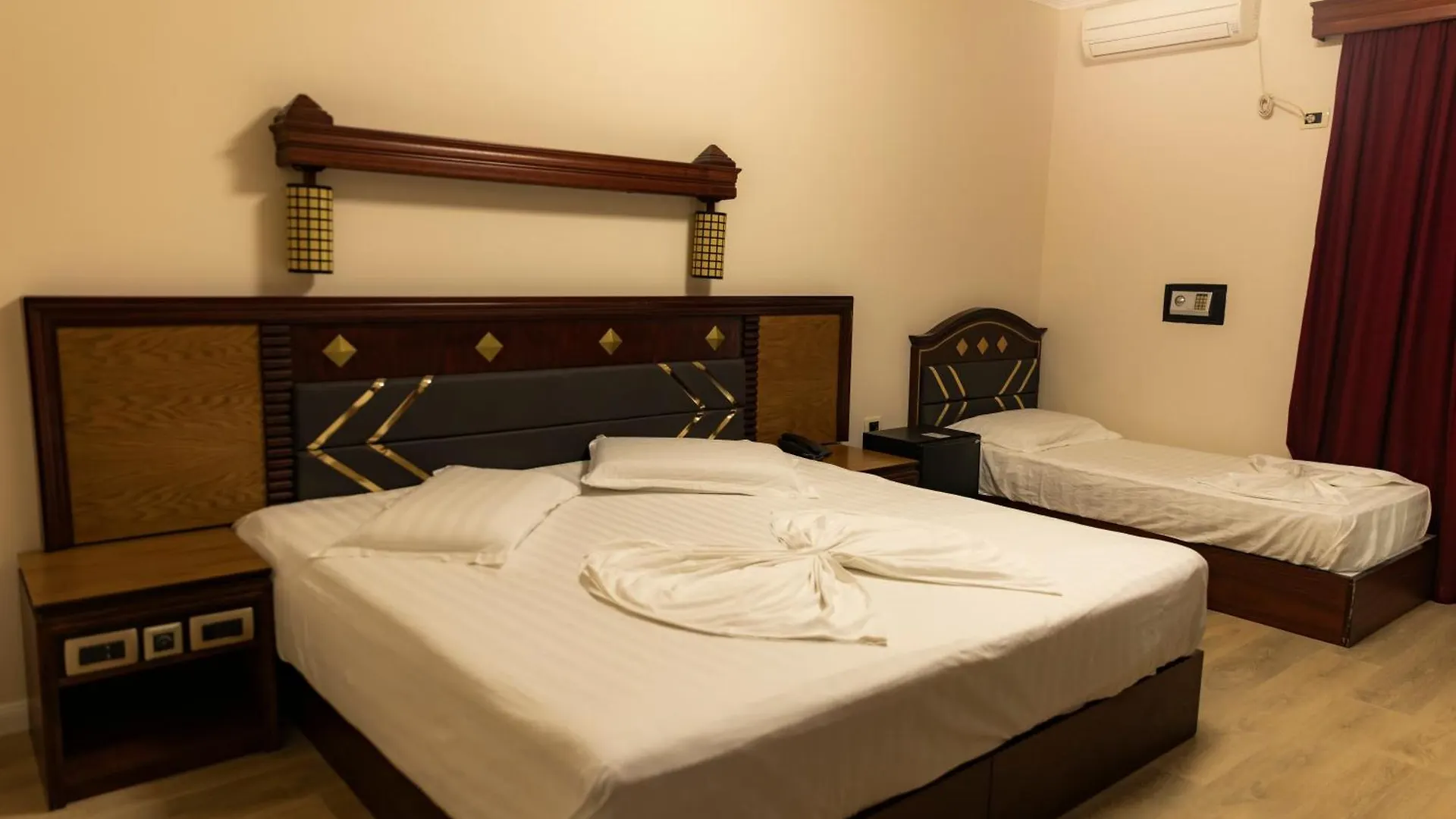 Hotel Univers Lac Fushe Milot 알바니아